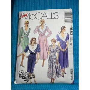 McCalls Sewing pattern 4682 dress wide collar slim skirt swing skirt size 14